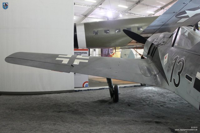 0050_Paris_Le_Bourget_Focke-Wulf_Fw_190_A-8_linker_Fluegel