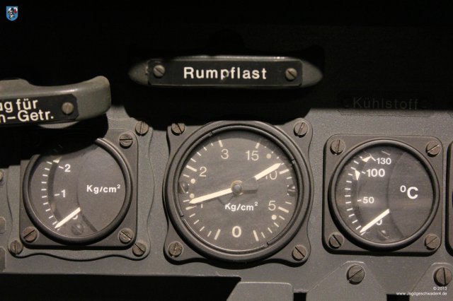 0011_Berlin_Focke-Wulf_Fw_190_Cockpit_Nachbau_Ladedruck