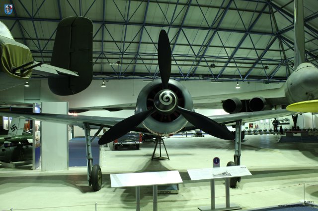 0003_London_Hendon_Focke-Wulf_Fw_190_S-8_Frontansicht