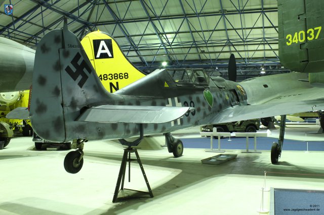 0012_London_Hendon_Focke-Wulf_Fw_190_S-8_Ansicht_von_hinten_rechts