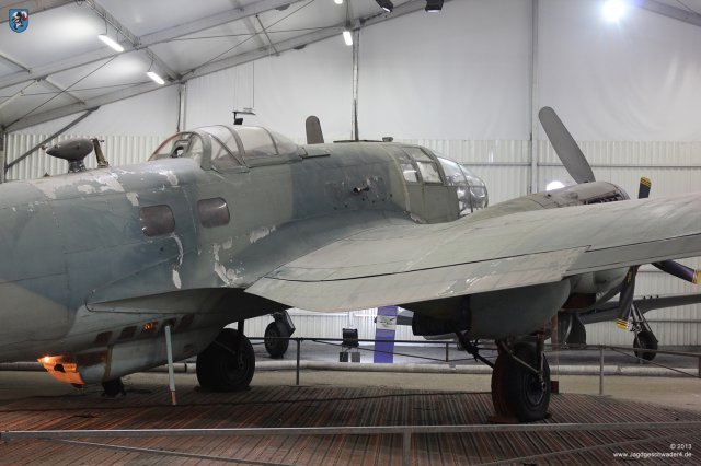 0067_Paris_Le-Bourget_Heinkel_He_111_H-16_CASA_C-2_111d_Landeklappe_Tragflaeche_rechts