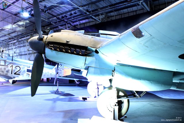 0016_London-Hendon_Heinkel_He_111_H-20_WNr_701152_Triebwerk_Jumo_211