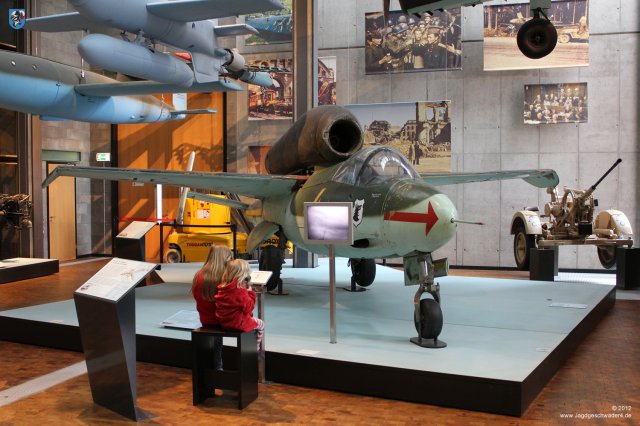 0039_Jagdflugzeug_Heinkel_He_162_Volksjaeger_Technikmuseum_Berlin