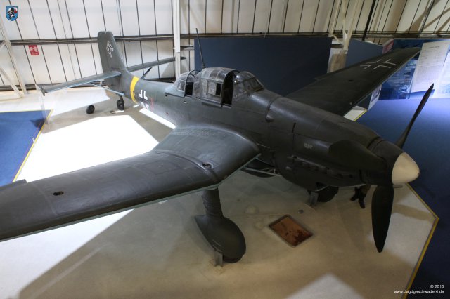 0001_London-Hendon_Junkers_Ju_87_G-2_Stuka_WNr_494083_Ansicht_Sturzkampfbomber_RIJK