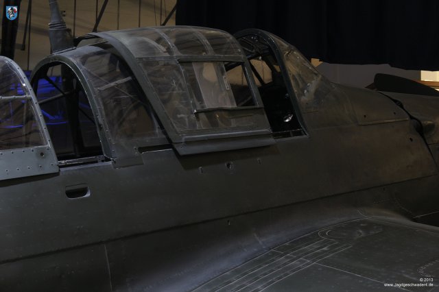 0015_London-Hendon_Junkers_Ju_87_G-2_Stuka_WNr_494083_Schiebedach_Schiebefenster_Fuehrersitz