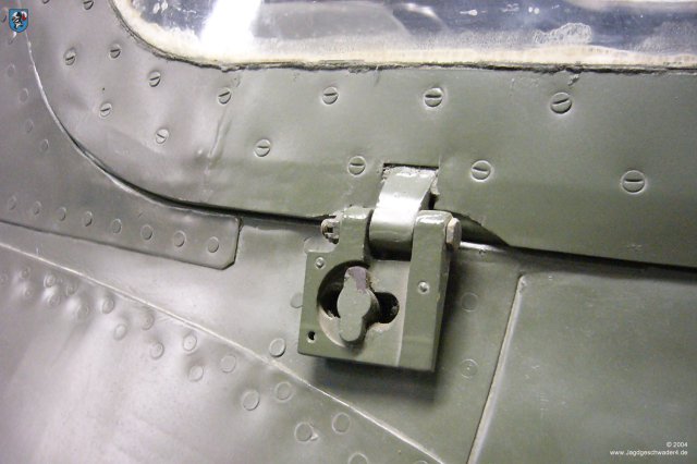 0008_Berlin-Gatow_Messerschmitt_Me_163_B_Komet_WNr_191904_Hauben_Verschluss_Cockpit