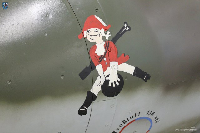 0015_Berlin-Gatow_Messerschmitt_Me_163_B_Komet_WNr_191904_Jagdgeschwader_JG_400_Wappen_Abzeichen_Logo