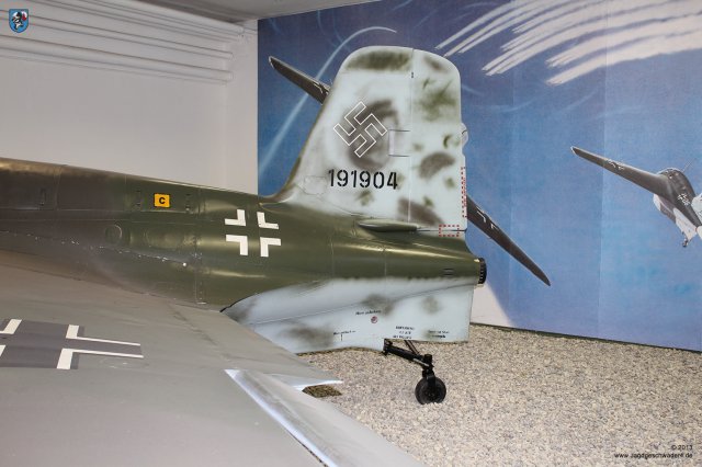 0025_Berlin-Gatow_Messerschmitt_Me_163_B_Komet_WNr_191904_Querruder_Trimmklappen_Tragflaechenuebergang_Heck