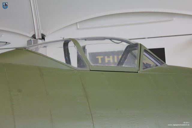0059_London-Hendon_Messerschmitt_Me_262_A-2a_WNr_112372_Cockpithaube_Windschutzaufbau