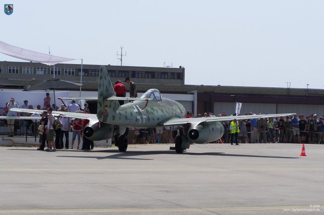 0005_ILA_Berlin_2008_Messerschmitt_Me_262_B-1a_WNr_501244_Ansicht_hinten_rechts
