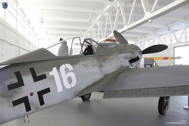 0035_Air_Fighter_Academy_Hangar_10_Heringsdorf_Usedom_Focke-Wulf_Fw190_D9