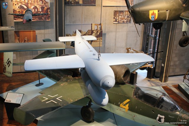 0018_JG4-Treffen_2015_Berlin_Gleitbombe_Henschel_Hs_293