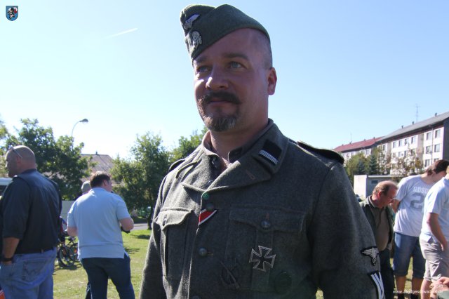 0008_Kovarska_Veteranentreffen_2013_Rottenfuehrer_Waffen_SS