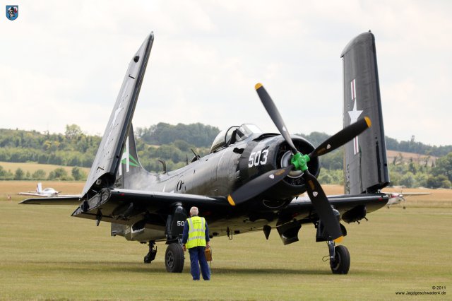 0004_Flying_Legends_2011_Douglas_Skyraider_AD-4NA_H-503