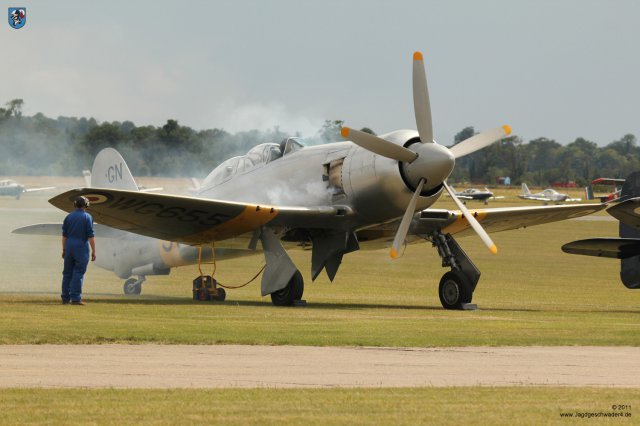 0028_Flying_Legends_2011_Hawker_Sea_Fury_41H636070_WG655_GN-910