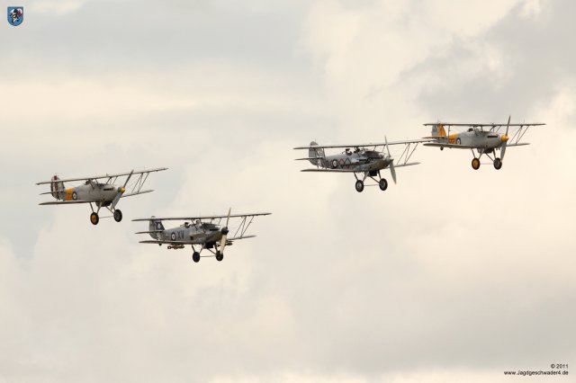 0035_Flying_Legends_2011_Hawker_Nimrod_MK1_Hawker_Nimrod_MK2_Hawker_Demon_Hawker_Hind