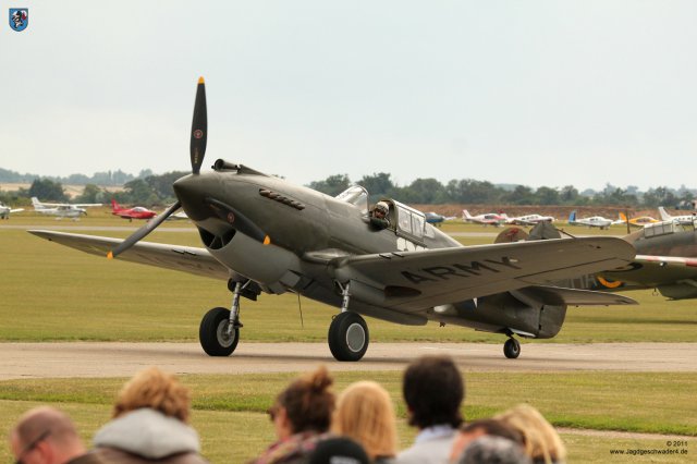 0037_Flying_Legends_2011_Curtiss_P-40B_Warhawk_284_G-CDWH