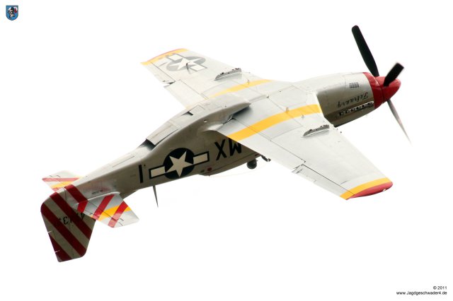 0070_Flying_Legends_2011_North_American_P-51_Mustang_February_MX-I_Fassrolle