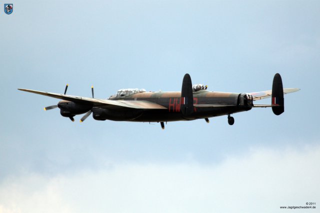 0084_Flying_Legends_2011_Avro_Lancaster_PA474_BBMF_Phantom_of_the_Ruhr