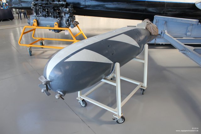 0054_Italienisches_Luftwaffenmuseum_Vigna_di_Valle_Lufttorpedo_LT_350