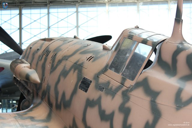 0089_Italienisches_Luftwaffenmuseum_Vigna_di_Valle_Macchi_MC205_97-2_MM9546_Cockpit-Haube