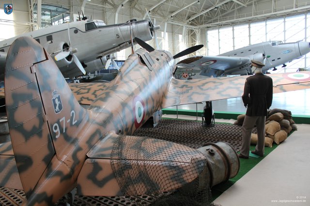 0090_Italienisches_Luftwaffenmuseum_Vigna_di_Valle_Macchi_MC205_97-2_MM9546_Leitwerk