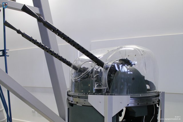 0025_IWM-Museum_Duxford_Martin_250_CE_Geschuetz_Turm_Lancaster