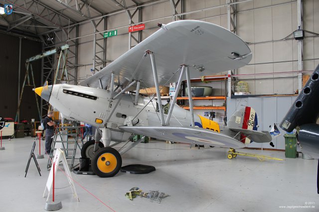 0040_IWM-Museum_Duxford_Hawker_Nimrod_Mk_I_573_S1581_G-BWWK