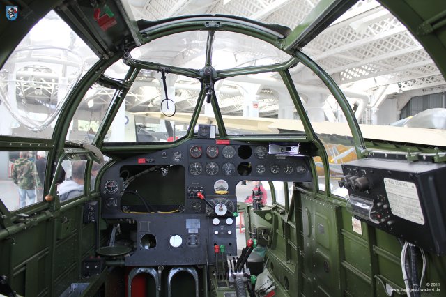 0060_IWM-Museum_Duxford_Cockpit_Bristol_Blenheim_Mk_IV_Bomber
