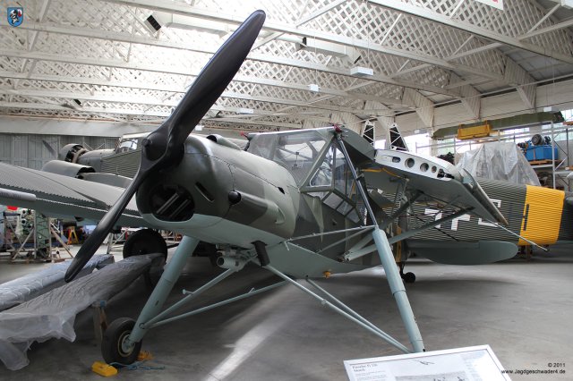 0077_IWM-Museum_Duxford_Fieseler_Fi_156_Storch