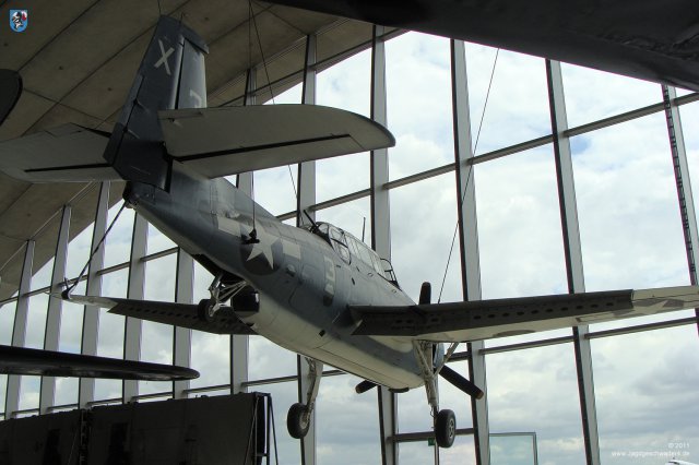 0094_IWM-Museum_Duxford_Grumman_TBM-3_Avenger