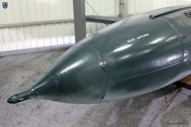 0022_Le_Bourget_Paris_2013_Fieseler_Fi_103_Vergeltungswaffe_V1