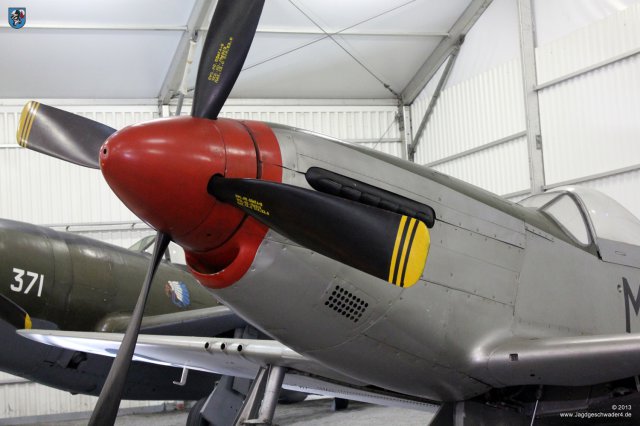 0046_Le_Bourget_Paris_2013_North_American_P-51D_Mustang