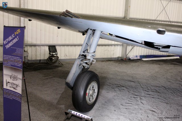 0052_Le_Bourget_Paris_2013_Republic_P-47D_Thunderbolt