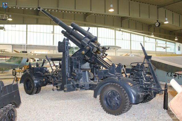 0026_Militaerhistorisches_Museum_Berlin-Gatow_88_cm_Flak_36_37