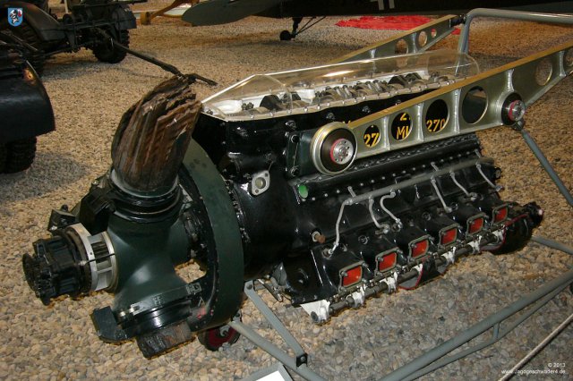 0027_Militaerhistorisches_Museum_Berlin-Gatow_35_Liter_12-Zylinder-Reihenmotor_Junkers_Jumo_211_B_D_1937