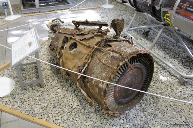 0056_Militaerhistorisches_Museum_Berlin-Gatow_Strahltriebwerk_Junkers_Jumo_004_1944