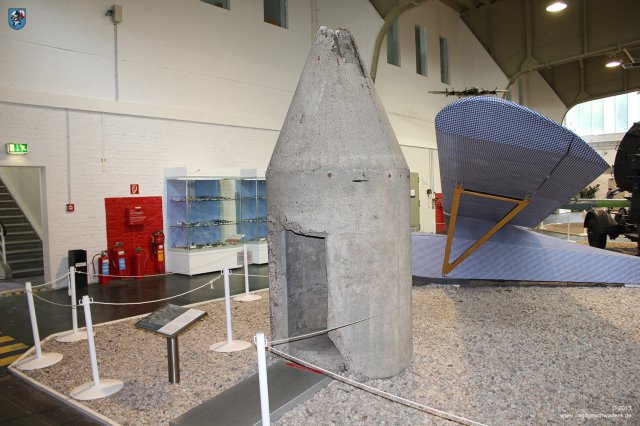 0067_Militaerhistorisches_Museum_Berlin-Gatow_Einmann-Betonbunker_Splitterschutzzelle_1943