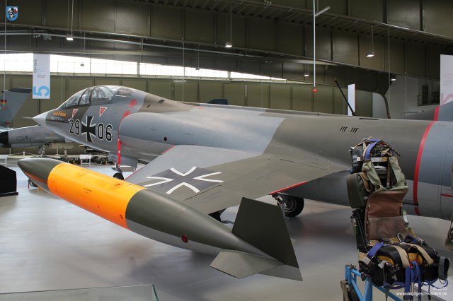 0105_Militaerhistorisches_Museum_Berlin-Gatow_Lockheed_F-104G_Starfighter_2906_Bundeswehr