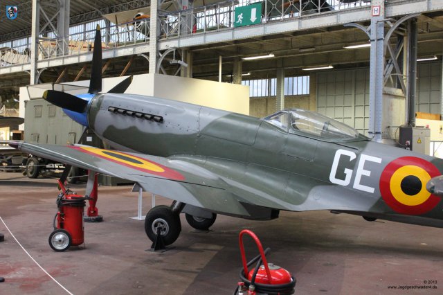 0044_Militaermuseum_Bruessel_Supermarine_Spitfire_Mk_XIV_GE-R_SG-55