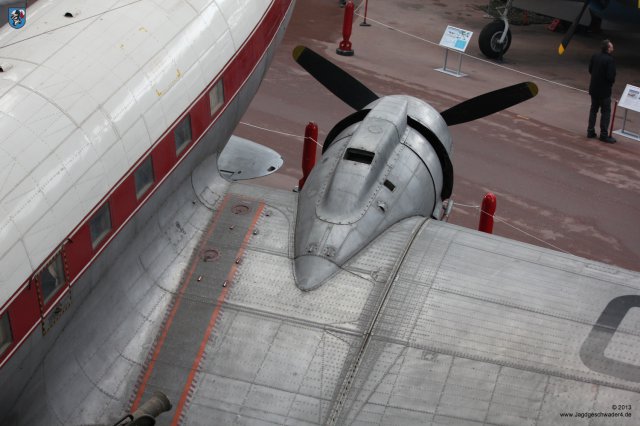 0067_Militaermuseum_Bruessel_Douglas_DC-3_Dakota