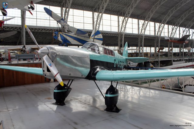 0086_Militaermuseum_Bruessel_Percival_D2_Gull_Four_G-ACGR_1933