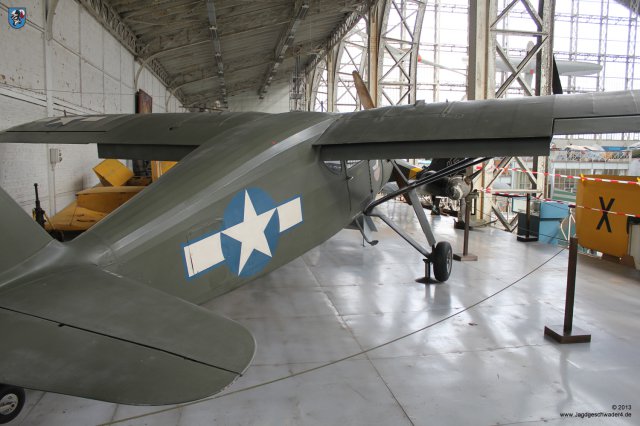 0105_Militaermuseum_Bruessel_Fairchild_VC-61_K_Forwarder_1943