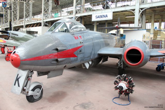 0118_Militaermuseum_Bruessel_Gloster_Meteor_Mk_VIII