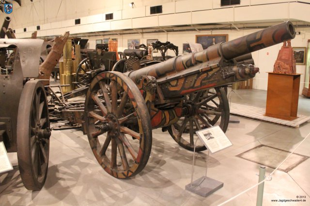 0135_Militaermuseum_Bruessel_Krupp_105mm_Feldkanone_Modell_1904-1918