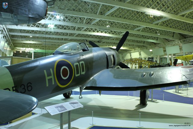 0113_RAF-Museum_Heandon_Hawker_Tempest_II_PR536