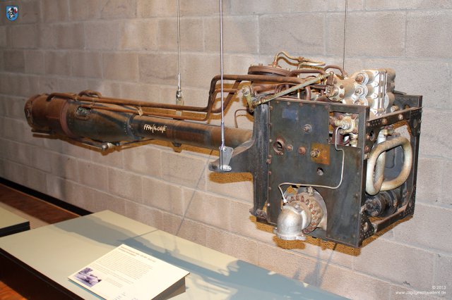 0035_Technikmuseum_Berlin_Raketentriebwerk_HWK_109-509_A-1_1944_Me_163_Komet
