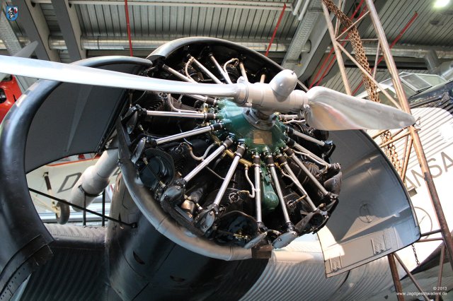 0058_Technikmuseum_Berlin_9-Zylinder_Sternmotor_Elizalde_Beta_spanische_Version_Ju_52