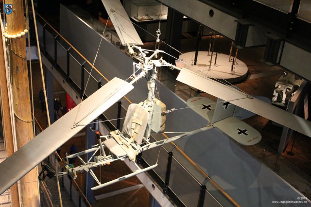 0064_Technikmuseum_Berlin_motorloser_Tragschrauber_Focke_Achgelis_Fa_330_A1_Bachstelze_1938