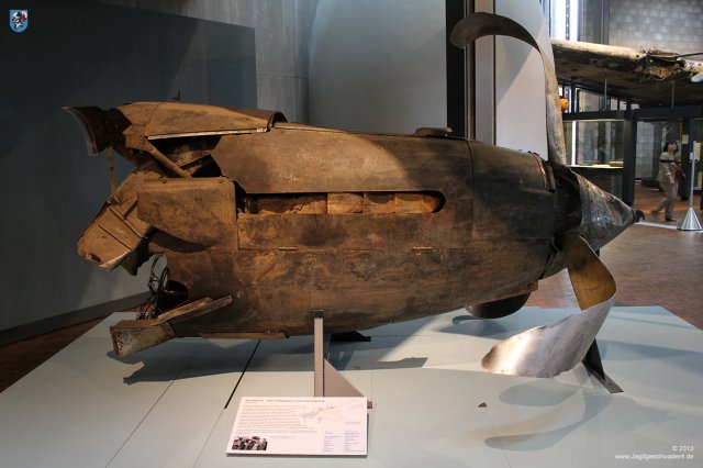 0072_Technikmuseum_Berlin_Rumpfvorderteil_Iljuschin_IL2_Sturmovik_M-3_russisches_Erdkampfflugzeug